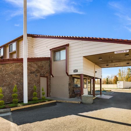 Motel Ramada By Wyndham Medford Airport North Exteriér fotografie
