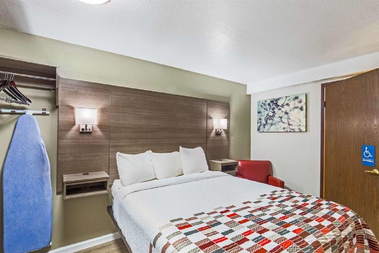 Motel Ramada By Wyndham Medford Airport North Exteriér fotografie
