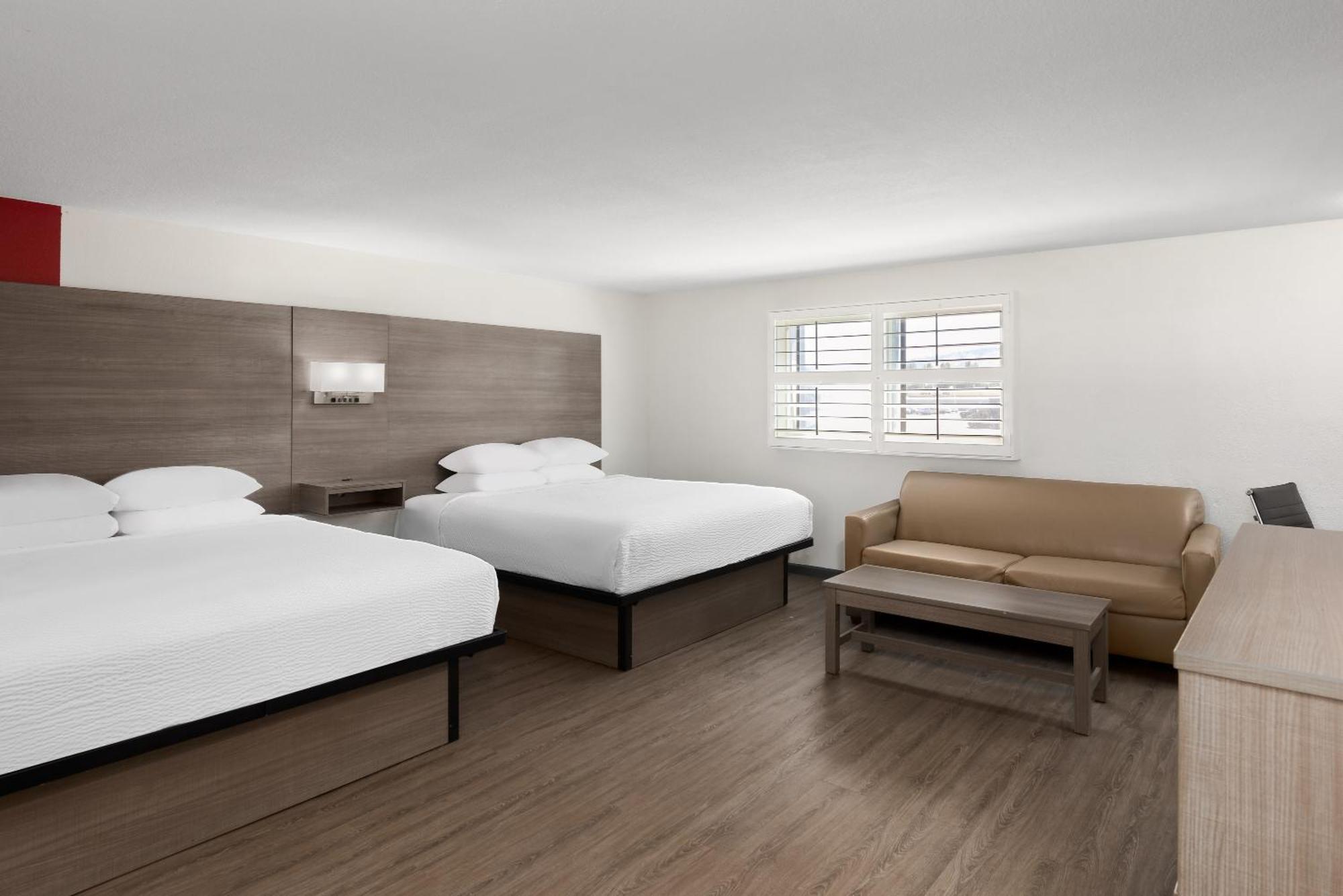 Motel Ramada By Wyndham Medford Airport North Exteriér fotografie