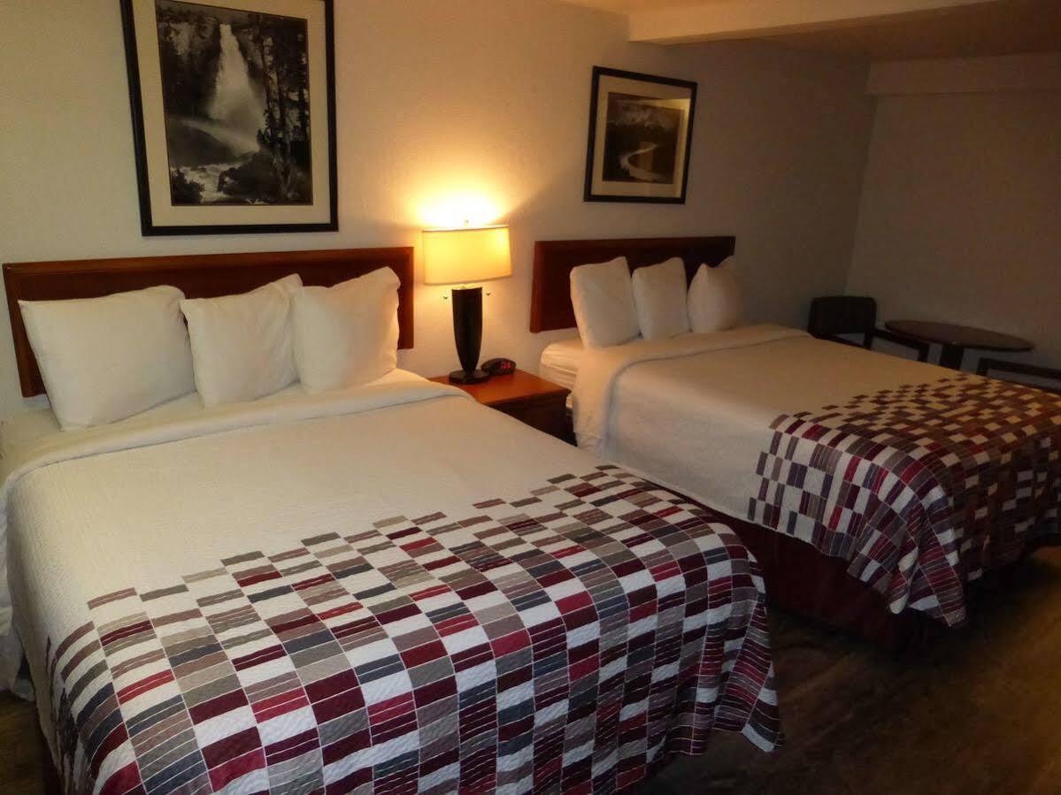 Motel Ramada By Wyndham Medford Airport North Exteriér fotografie